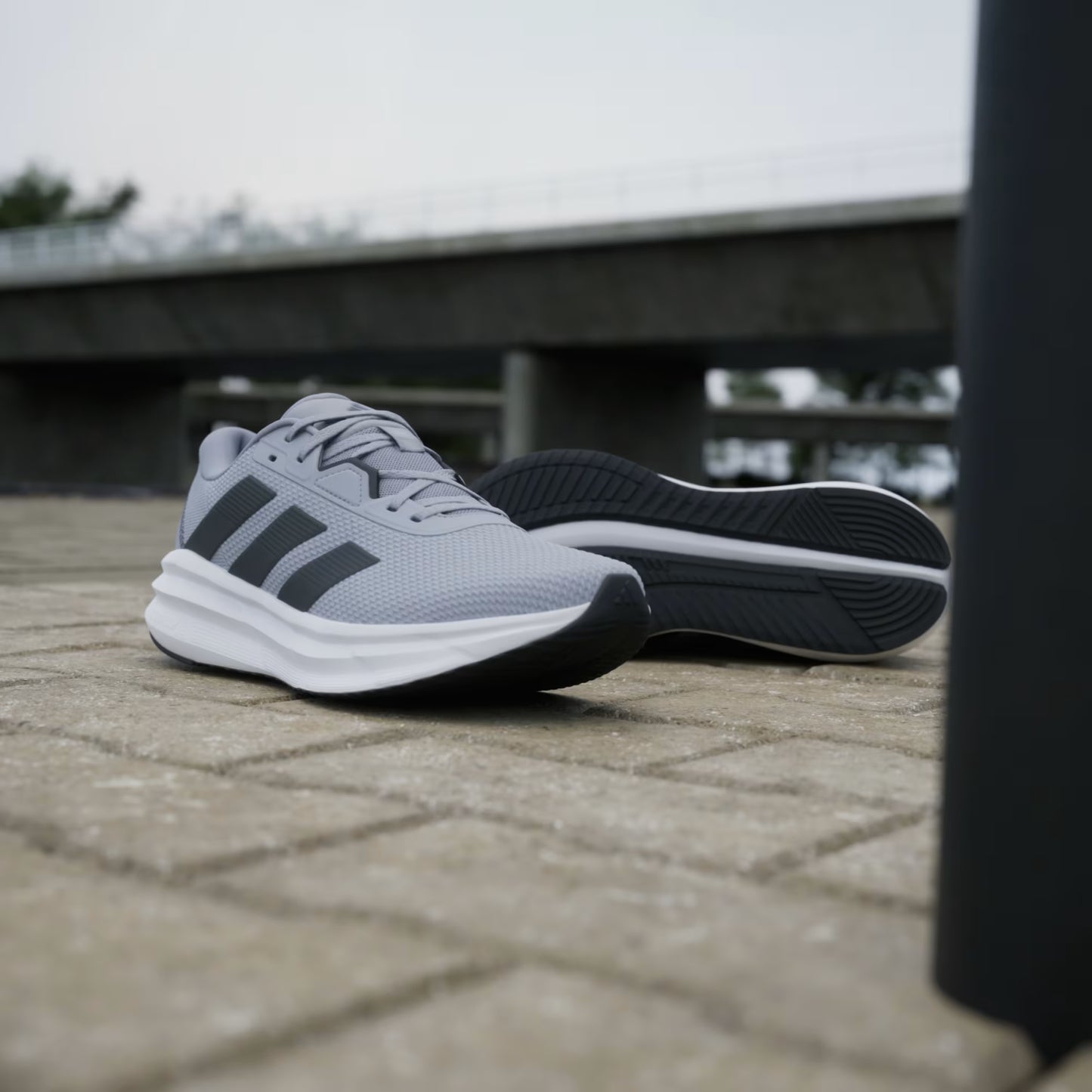 Galaxy 7 Running Shoes