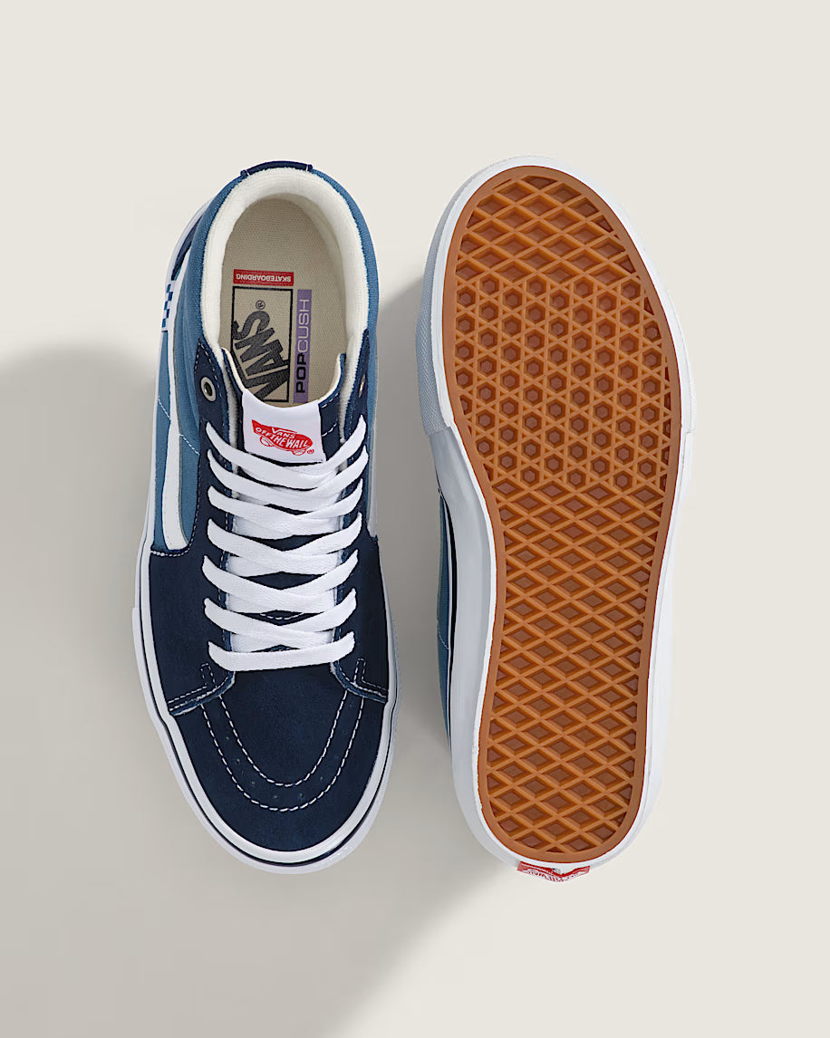 Skate Sk8-Hi Shoe